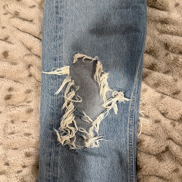 AGOLDE // 90’s Pinch Waist Distressed Jean - Picture 7 of 7
